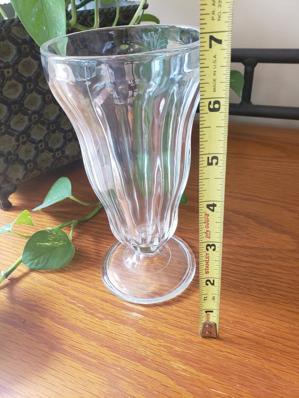Vintage Assortment of Clear Footed Glass Sundae/Dessert Cups (Set Of 4) - Picture 5 of 10